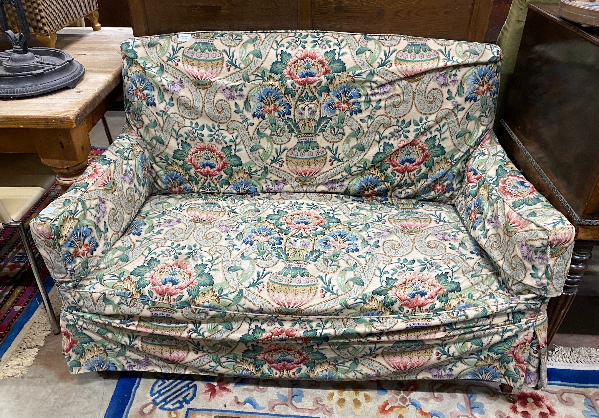 An Edwardian upholstered settee, length 132cm, width 64cm, height 87cm